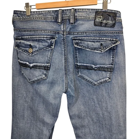 Buffalo Men's 34 Relaxed Fit Distressed Blue Denim Jeans Flap Pockets